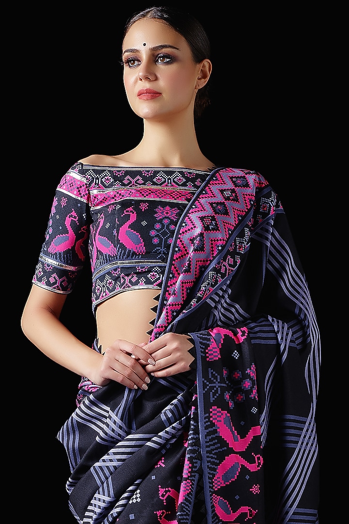 Black Mysore Silk Printed & Embroidered Wedding Saree Set by Mayyur girotra at Pernia's Pop Up Shop