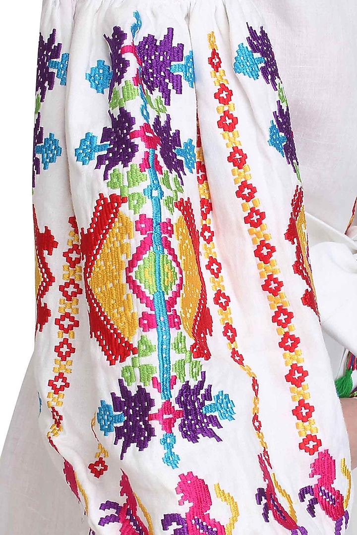 White thread embroidered loose dress available only at Pernia's Pop Up Shop.