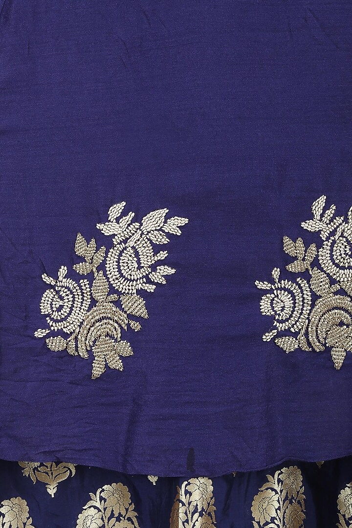 Navy blue floral embroidered kalidaar kurta with gold brocade underlayer available only at Pernia's Pop Up Shop.