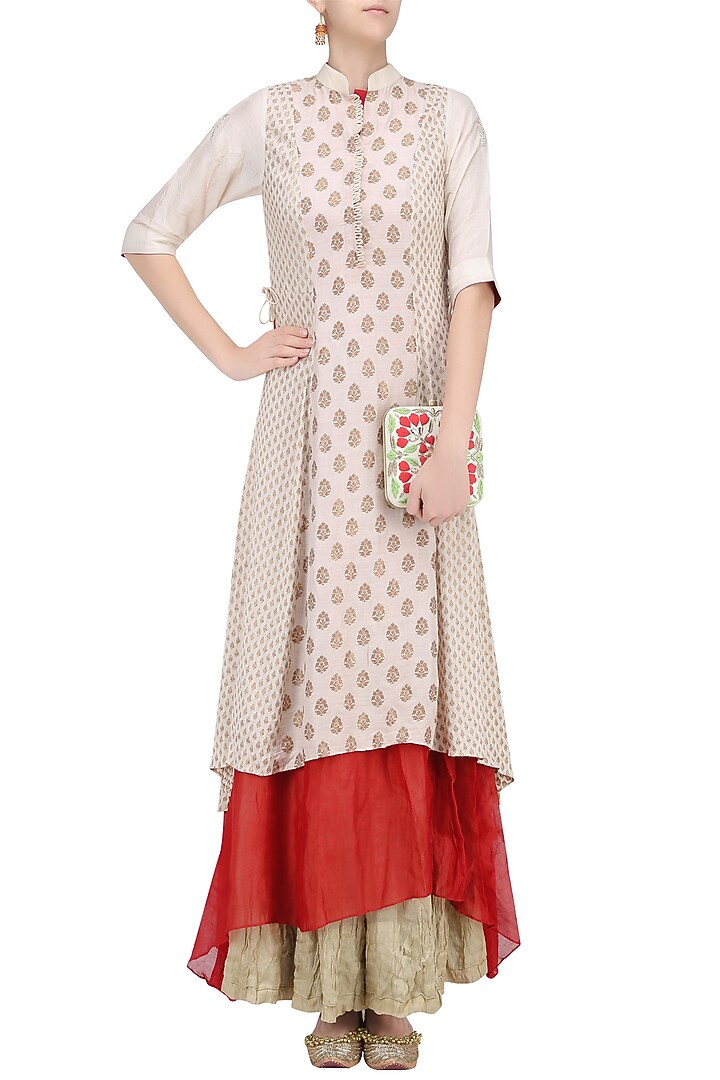 Off white printed double layer printed kurta with crinkled underlayer available only at Pernia's Pop Up Shop.