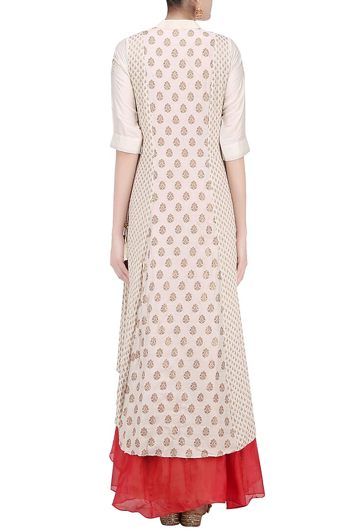 Off white printed double layer printed kurta with crinkled underlayer available only at Pernia's Pop Up Shop.