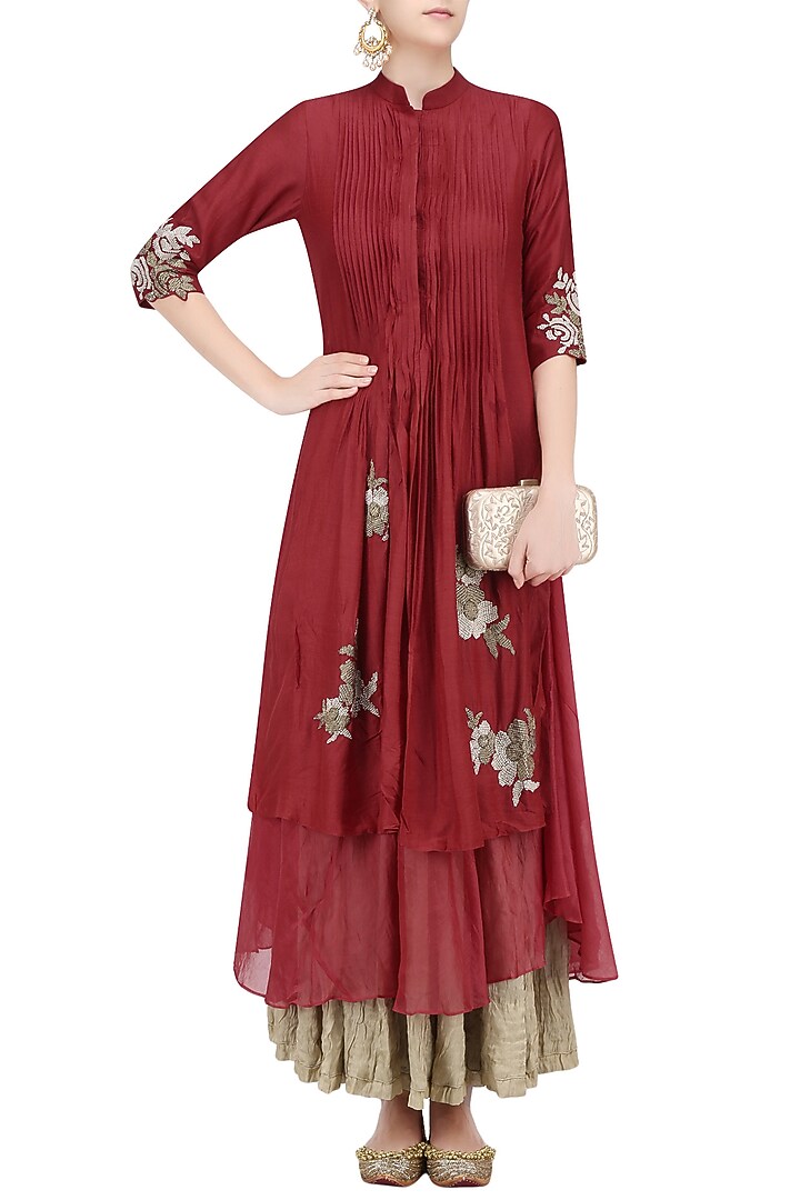 Red pintuck floral embroidered double layer kurta available only at Pernia's Pop Up Shop.