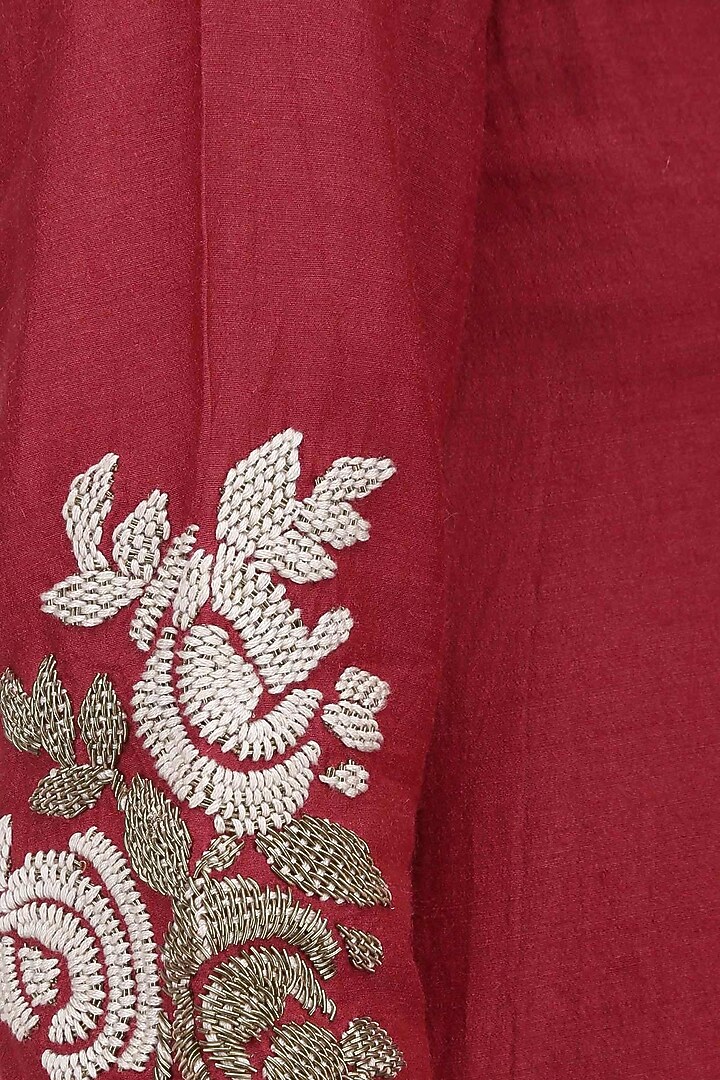 Red pintuck floral embroidered double layer kurta available only at Pernia's Pop Up Shop.