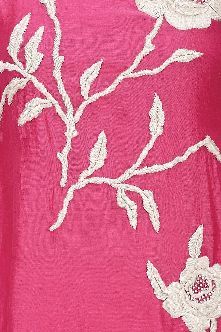 Pink floral thread embroidered high low kurta with white pants available only at Pernia's Pop Up Shop.