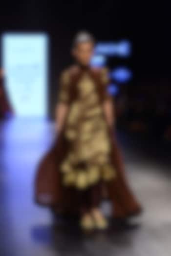 Gold high neck brocade kurta available only at Pernia's Pop Up Shop.
