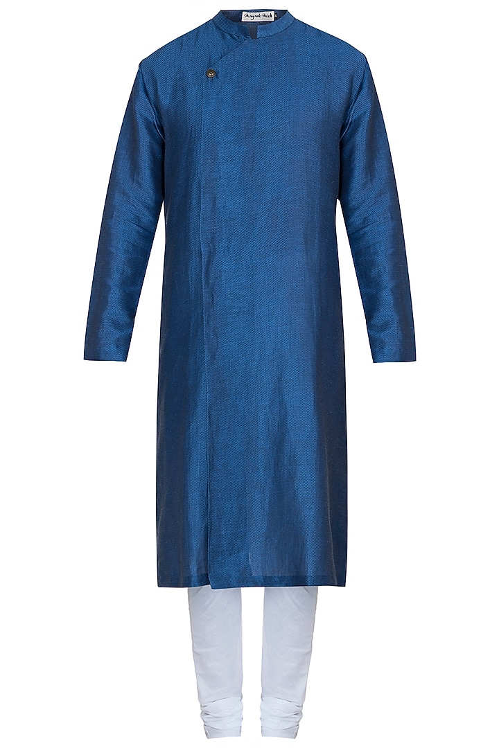 Navy blue kurta with pants by Mayank Modi at Pernia's Pop Up Shop
