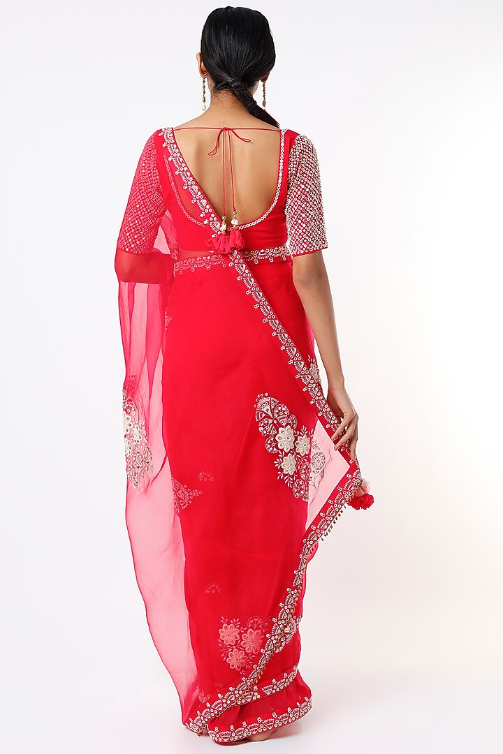 Bright Red Embroidered Reception Saree Set by MADZIN at Pernia's Pop Up Shop