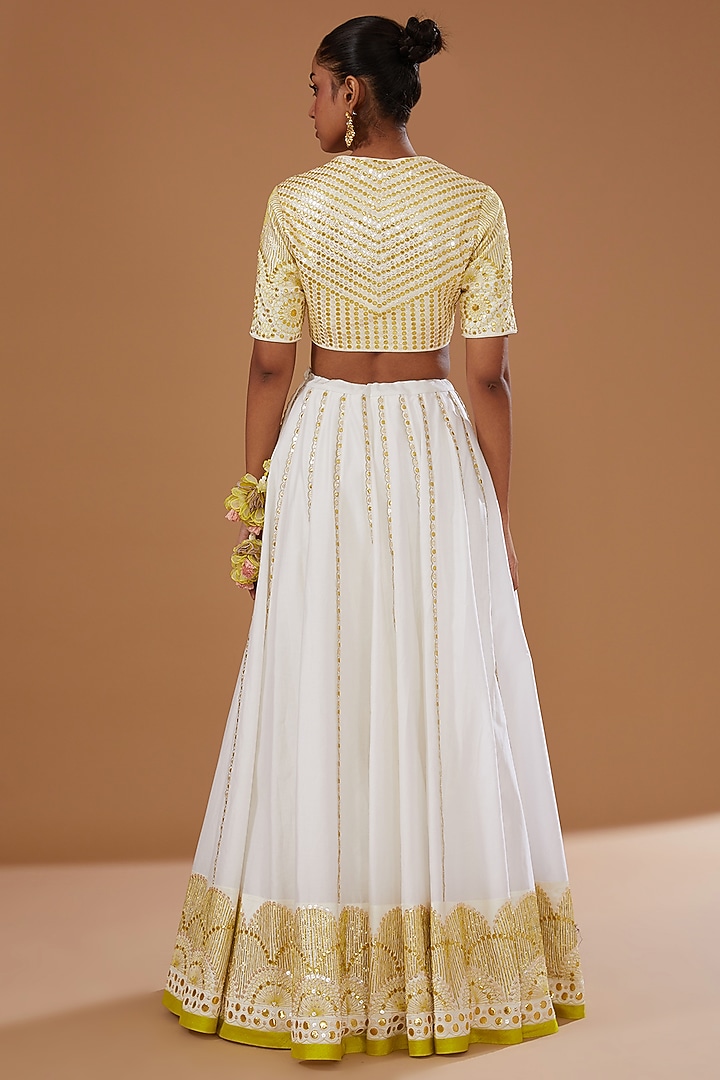 White Silk Chanderi Hand Embroidered Bridal Lehenga Set by MADZIN at Pernia's Pop Up Shop