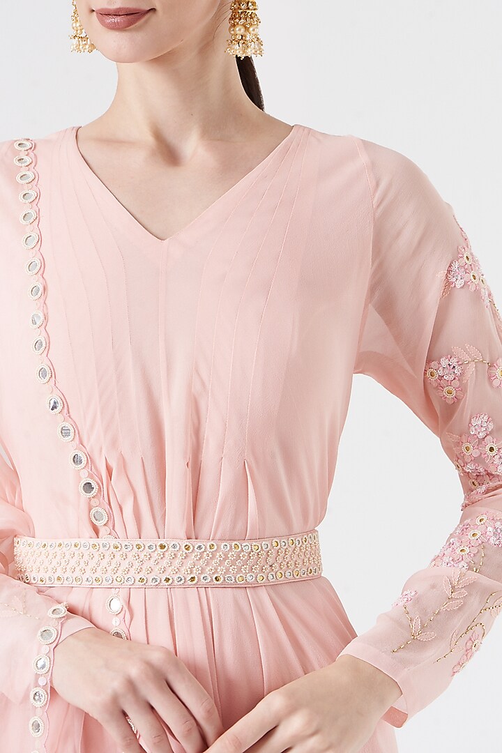 Rose Pink Embroidered Kurta Set by MADZIN at Pernia's Pop Up Shop