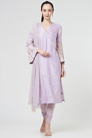 Lavender Embroidered Kurta Set by MADZIN