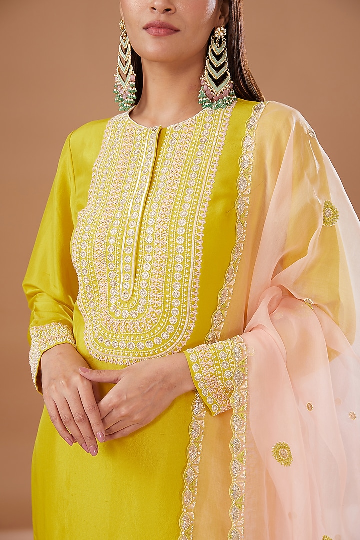 Yellow Dupion Silk Embroidered Kurta Set by MADZIN at Pernia's Pop Up Shop
