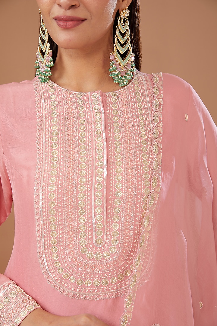 Pink Dupion Silk Embroidered Kurta Set by MADZIN at Pernia's Pop Up Shop