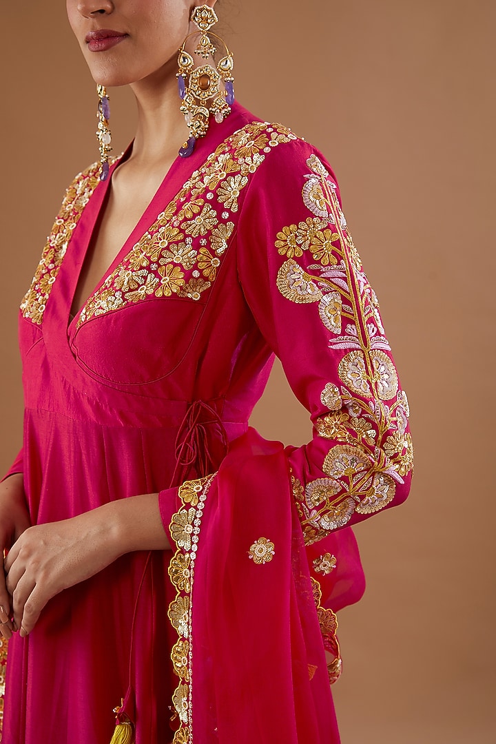 Red Silk Chanderi Hand Embroidered Bridal Anarkali Set by MADZIN at Pernia's Pop Up Shop