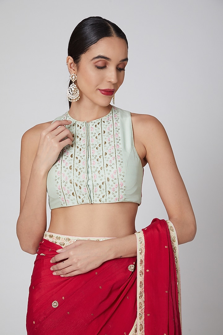 Red Embroidered Wedding Saree Set by MADZIN at Pernia's Pop Up Shop