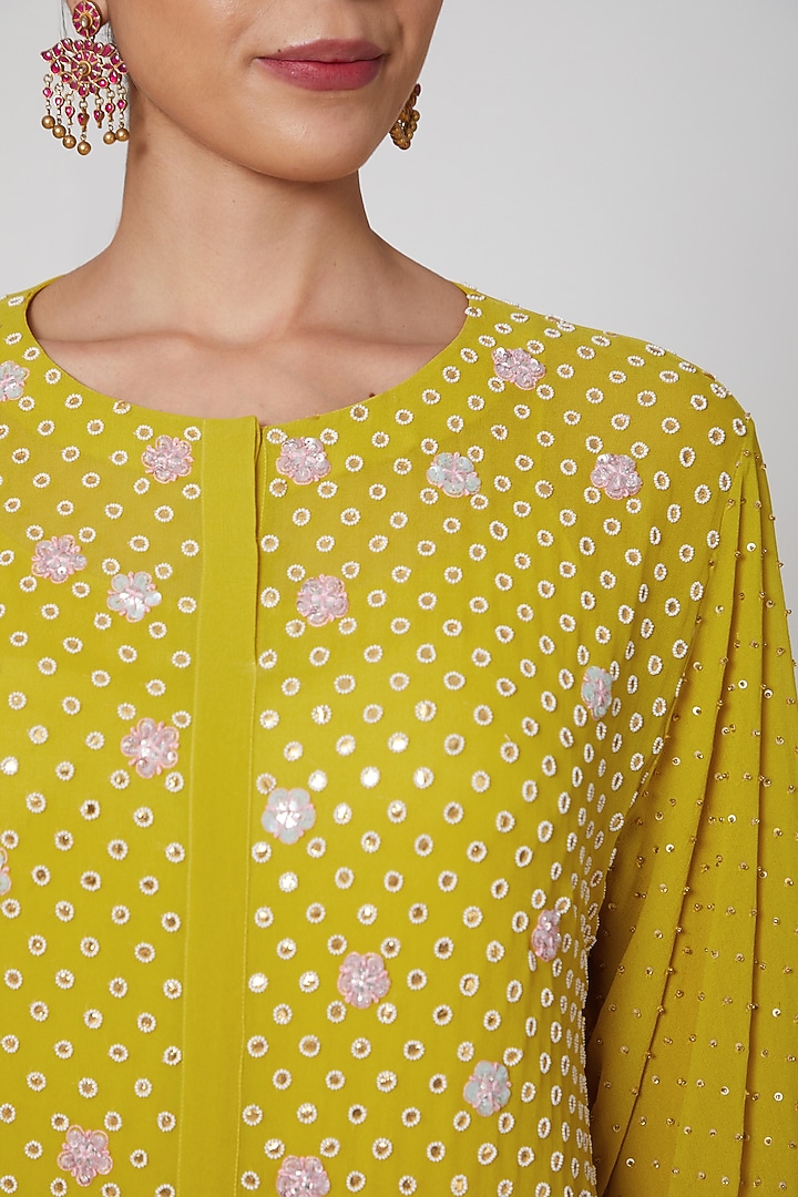 Olive Green Embroidered Kurta Set by MADZIN at Pernia's Pop Up Shop