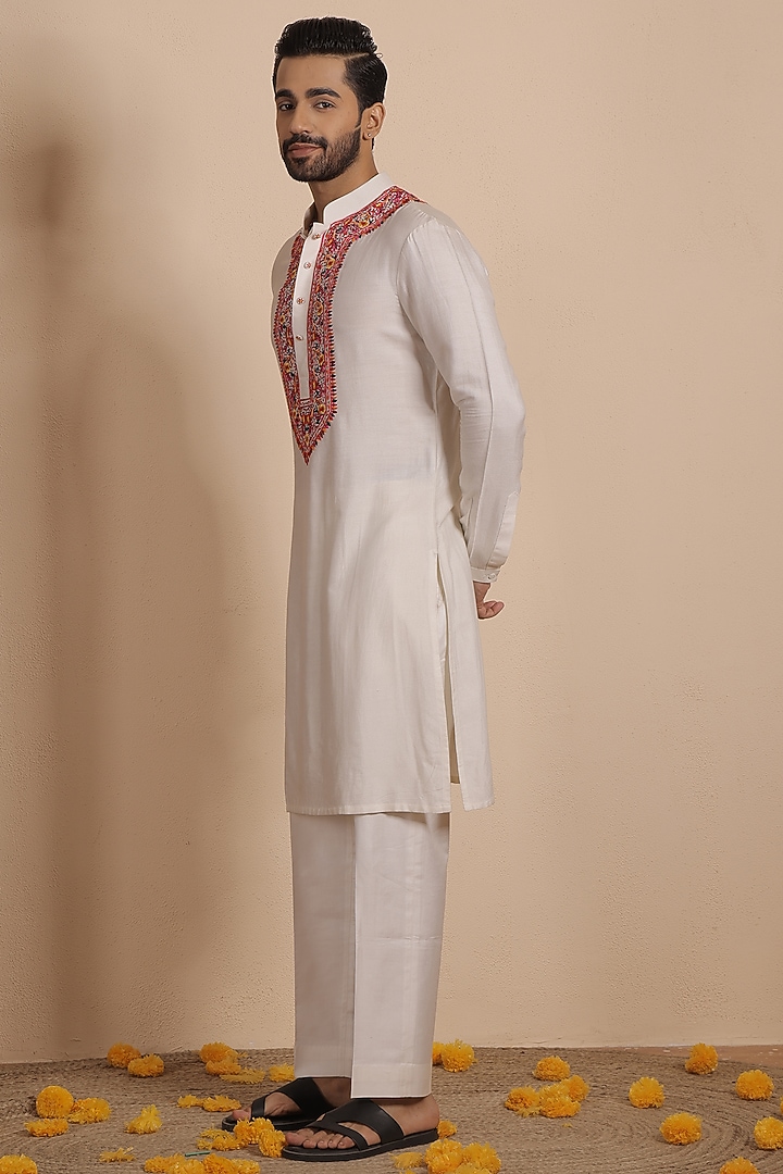 Ivory Silk Thread Embroidered Kurta Set by NAMAN AHUJA at Pernia's Pop Up Shop