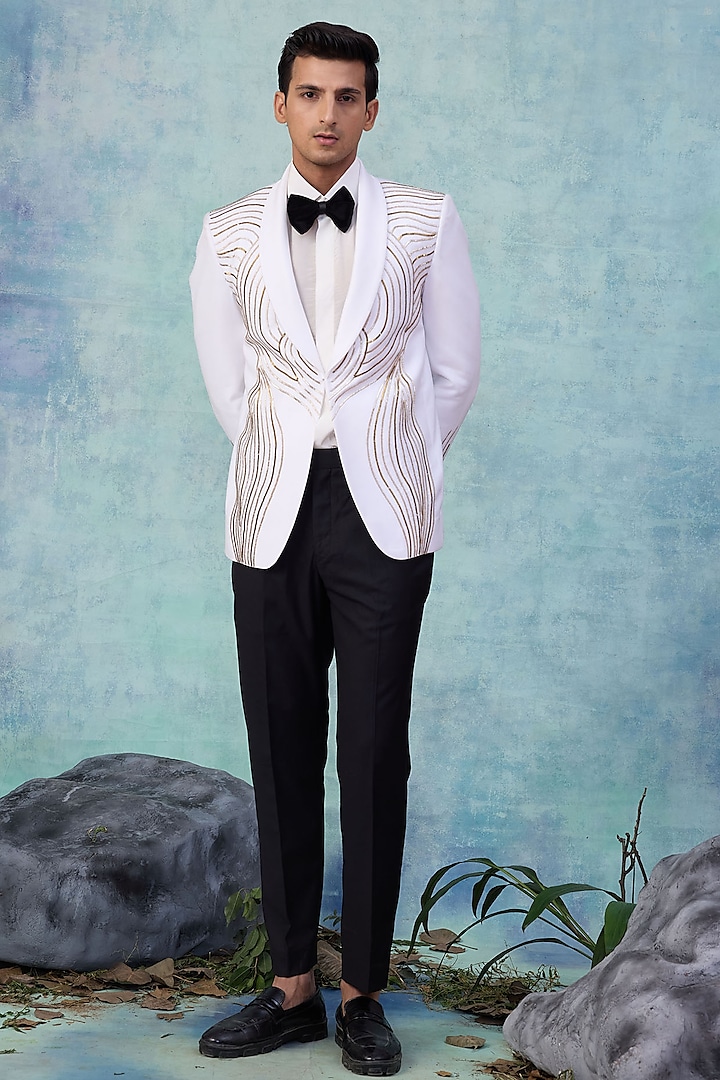 White Suiting Embroidered Tuxedo Set by NAMAN AHUJA