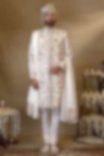 Off-White Silk Embroidered Sherwani Set by NAMAN AHUJA