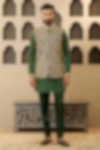 Bottle Green Linen Silk Embroidered Bundi Jacket Set by NAMAN AHUJA at Pernia's Pop Up Shop