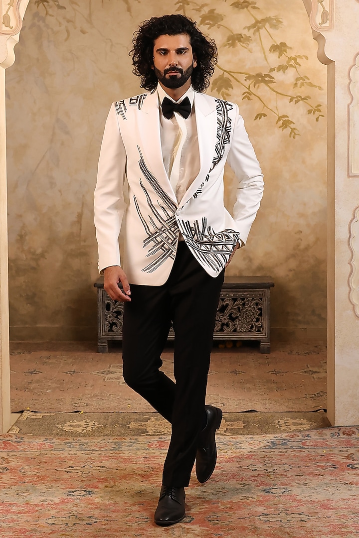 White Suiting Embroidered Tuxedo Set by NAMAN AHUJA at Pernia's Pop Up Shop