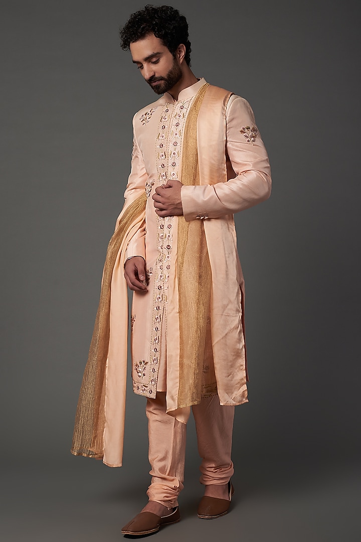 Peach Silk Embroidered Sherwani Set by NAMAN AHUJA