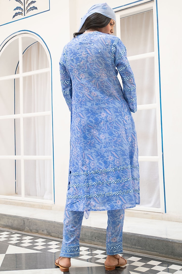Blue Viscose Embroidered Kurta Set by Naav By avneet at Pernia's Pop Up Shop