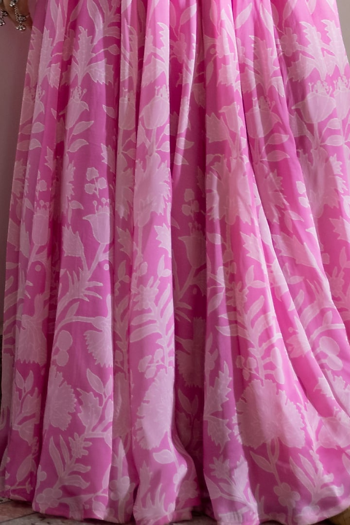 Pink Embroidered Lehenga Set by Naav by Avneet at Pernia's Pop Up Shop