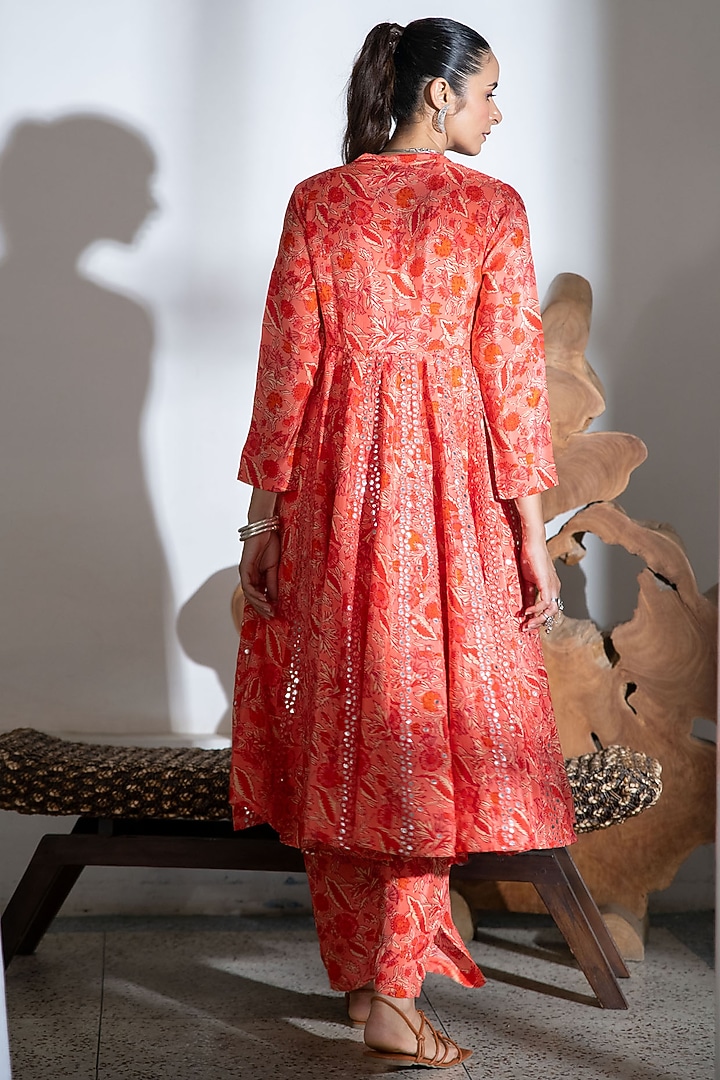 Salmon Printed Kurta Set by Naav by Avneet at Pernia's Pop Up Shop