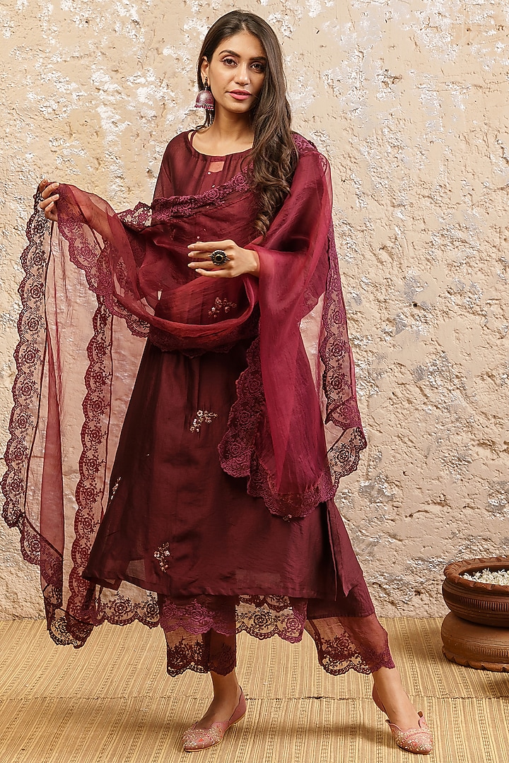 Plum Embroidered Kurta Set by Naaz by noor