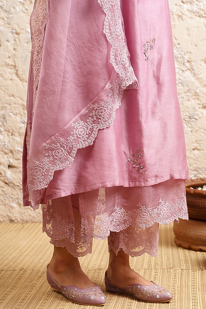 Old Rose Embroidered Kurta Set by Naaz by noor at Pernia's Pop Up Shop