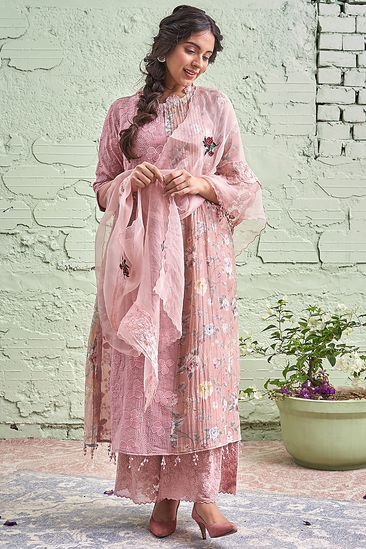 English Pink Printed & Embroidered Kurta Set by Naaz by noor