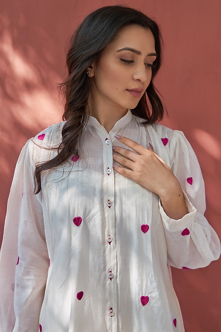 White Cotton & Chanderi Kurta Set by Naaz by noor at Pernia's Pop Up Shop