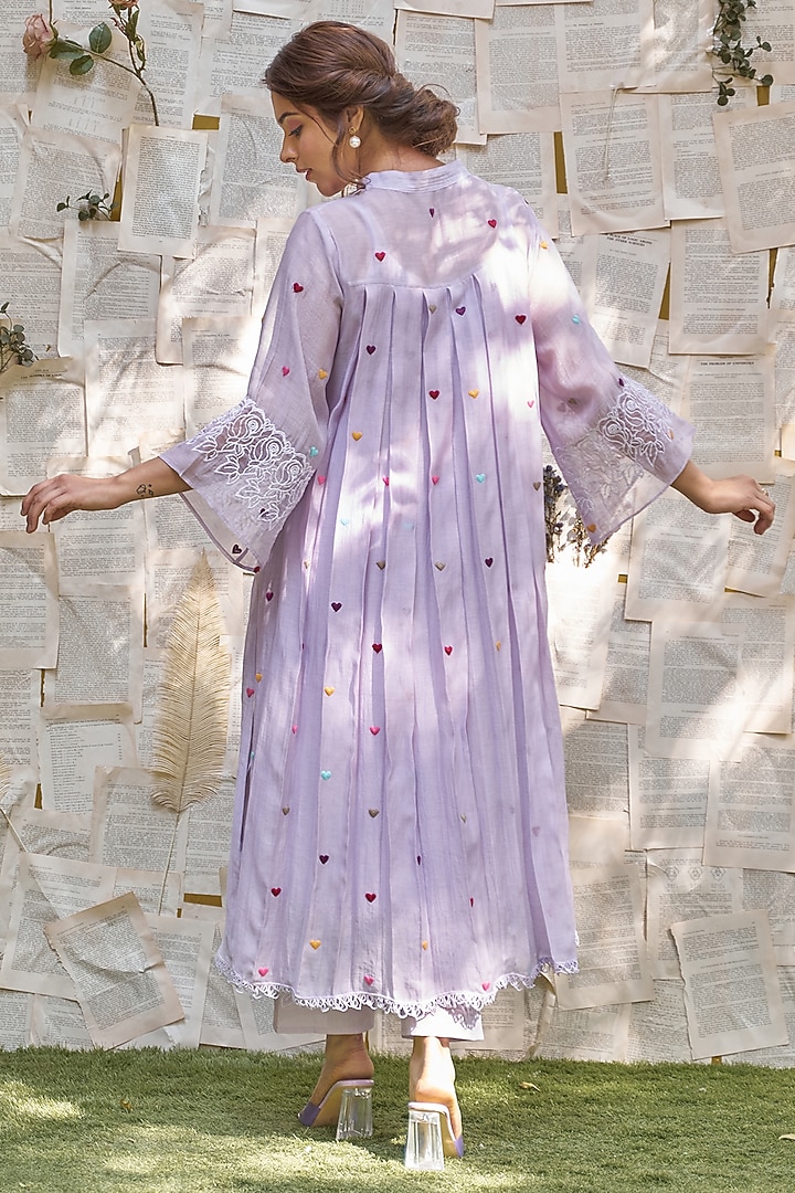 Lilac Cotton Chanderi Thread Embroidered Kurta Set by Naaz by noor at Pernia's Pop Up Shop
