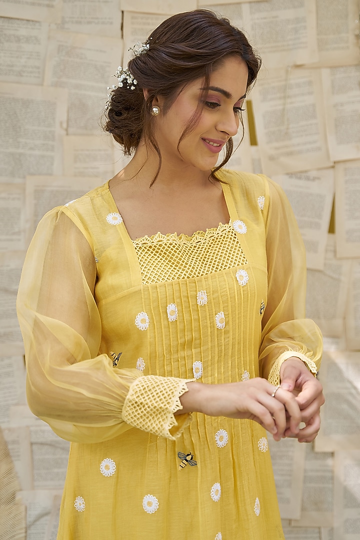 Yellow Cotton & Chanderi Lace Embroidered Kurta Set by Naaz by noor at Pernia's Pop Up Shop