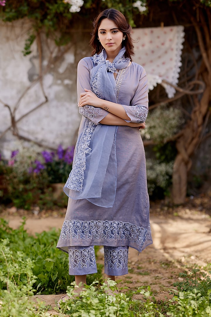 Blue Chanderi Tissue Thread Work Kurta Set by Naaz by noor at Pernia's Pop Up Shop