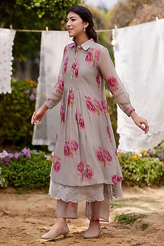 Grey Fine Cotton Chanderi Rose Printed Kurta Set by Naaz by noor