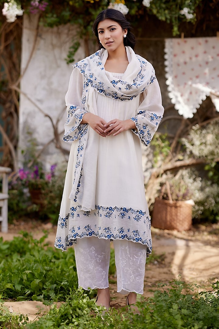 White Fine Cotton Chanderi Embroidered Kurta Set by Naaz by noor at Pernia's Pop Up Shop