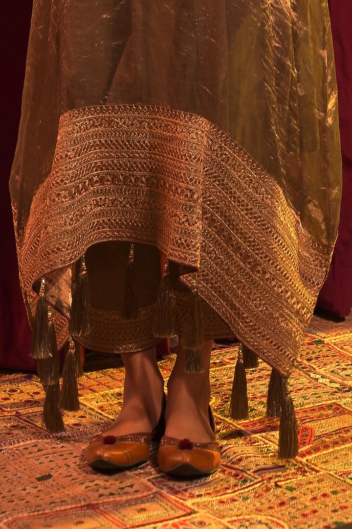 Green Tissue Dori Embroidered Kaftan Set by Nabo at Pernia's Pop Up Shop