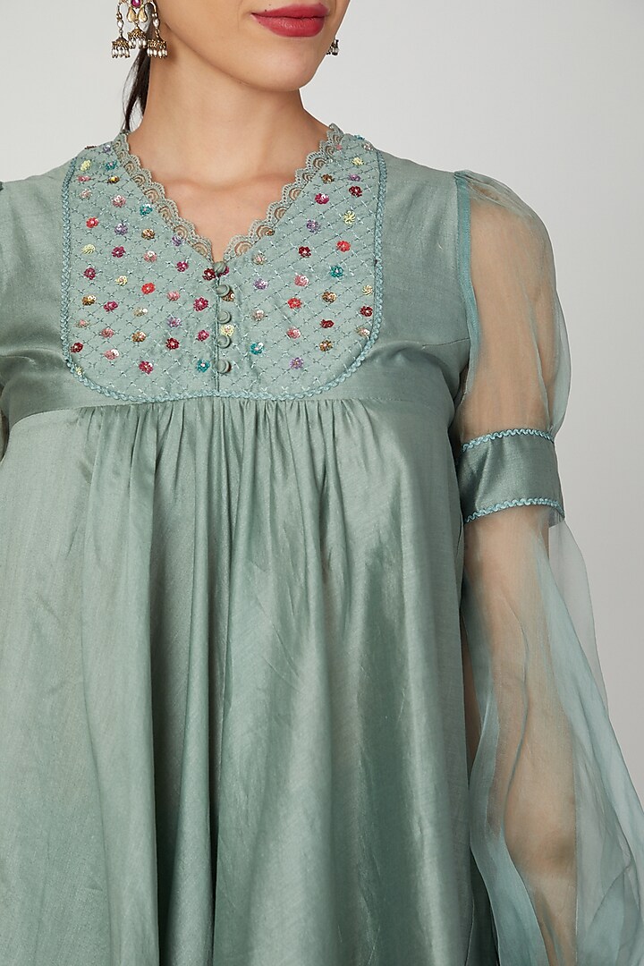 Eucalyptus Green Embroidered Kurta Set by Naffs at Pernia's Pop Up Shop