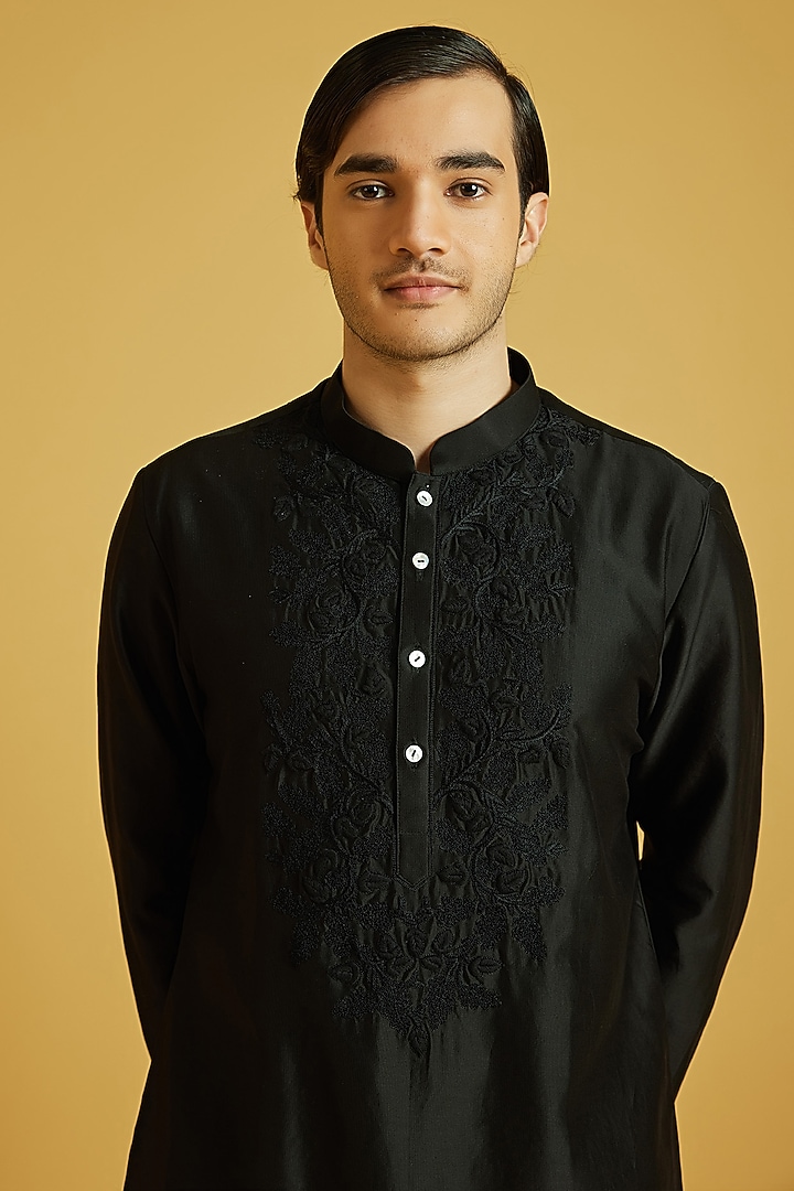 Black Chanderi Embroidered Kurta Set by NAFS at Pernia's Pop Up Shop