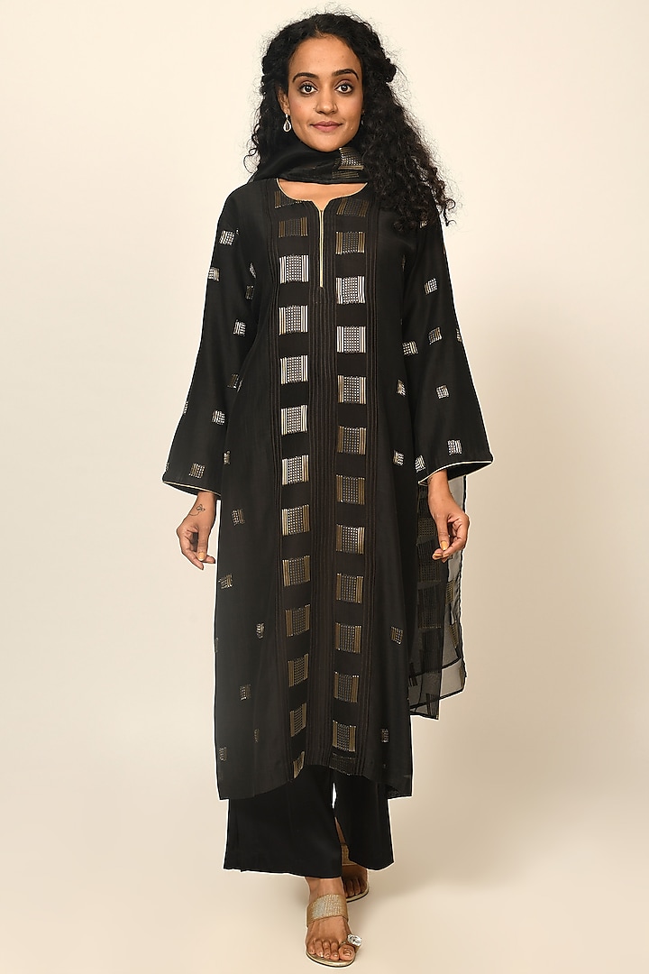 Black Pure Silk Woven Kurta Set Design by Naina Arunima at Pernia's Pop ...