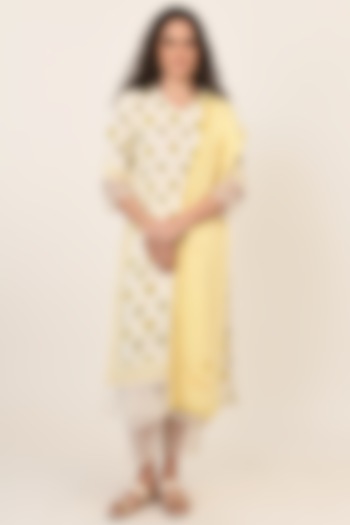 Buttercup Block Printed Kurta Set by NAINA ARUNIMA at Pernia's Pop Up Shop