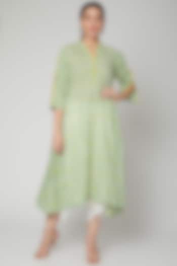 Green & Buttercup Flared Kurta With Slit Sleeves by NAINA ARUNIMA at Pernia's Pop Up Shop