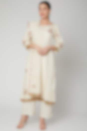 Ivory Viscose Crepe Silk Kurta Set by NAINA ARUNIMA at Pernia's Pop Up Shop