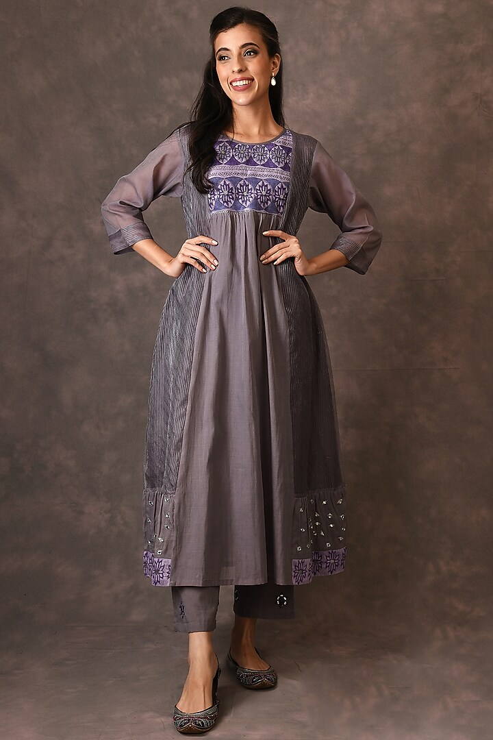Grey & Purple Hand Blocked Printed Kurta Set by NAINA ARUNIMA at Pernia's Pop Up Shop