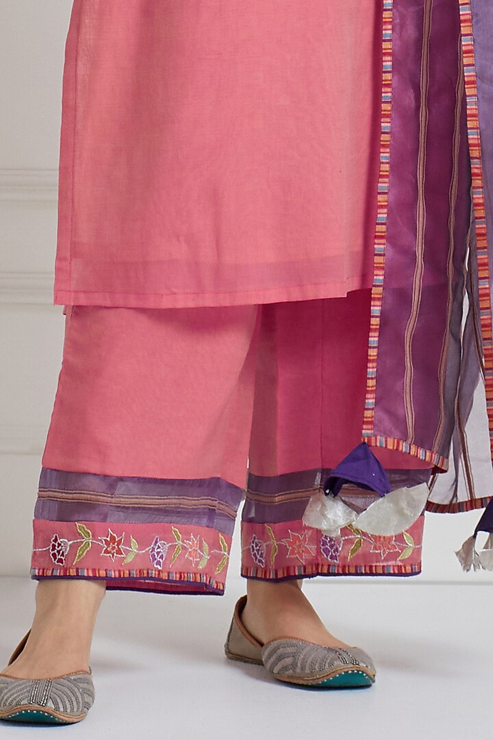 Pink Chanderi Applique Embroidered Kurta Set by Naina Arunima at Pernia's Pop Up Shop