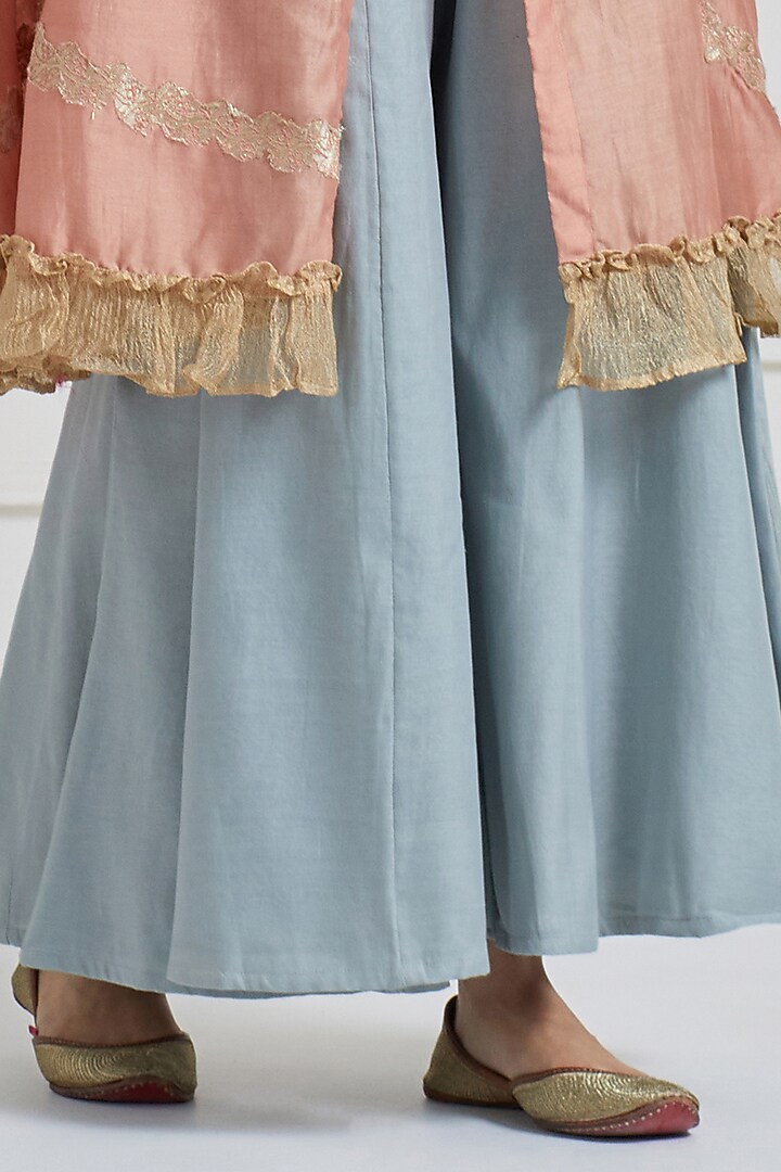 Dull Rose Chanderi Zardosi Embroidered Cape Set by Naina Arunima at Pernia's Pop Up Shop
