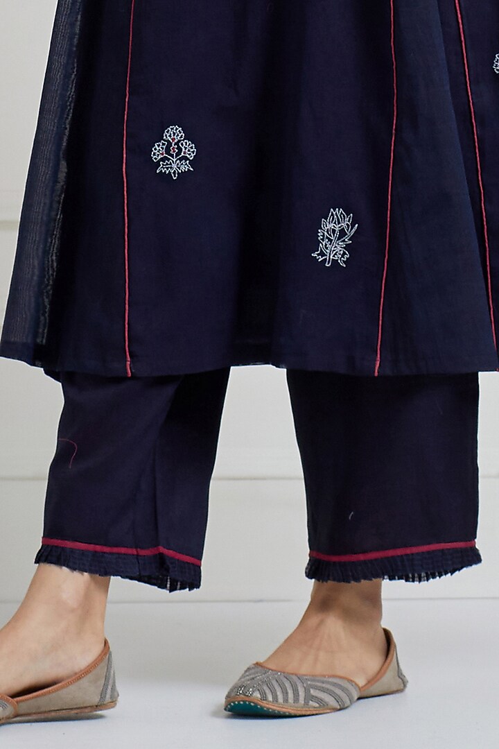 Midnight Blue Chanderi Hand Embroidered Kurta Set by Naina Arunima at Pernia's Pop Up Shop