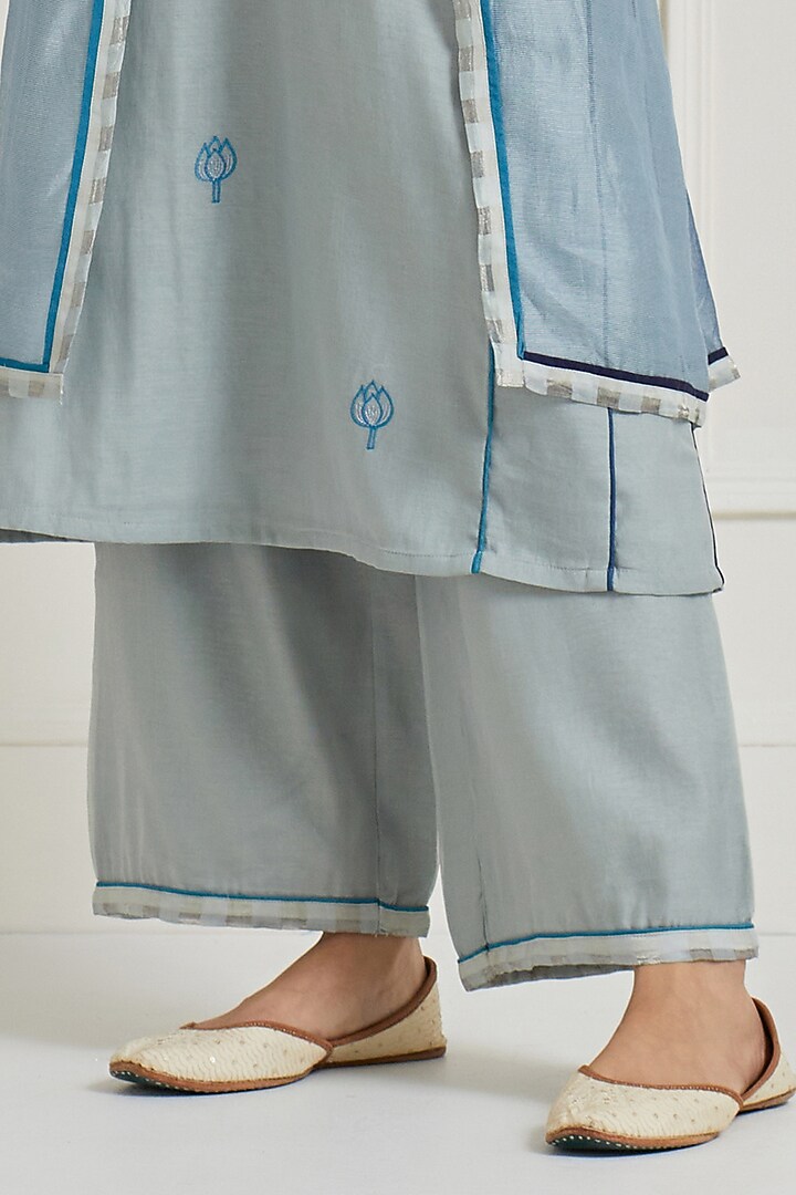 Sea Grey Chanderi Motif Embroidered Kurta Set by Naina Arunima at Pernia's Pop Up Shop