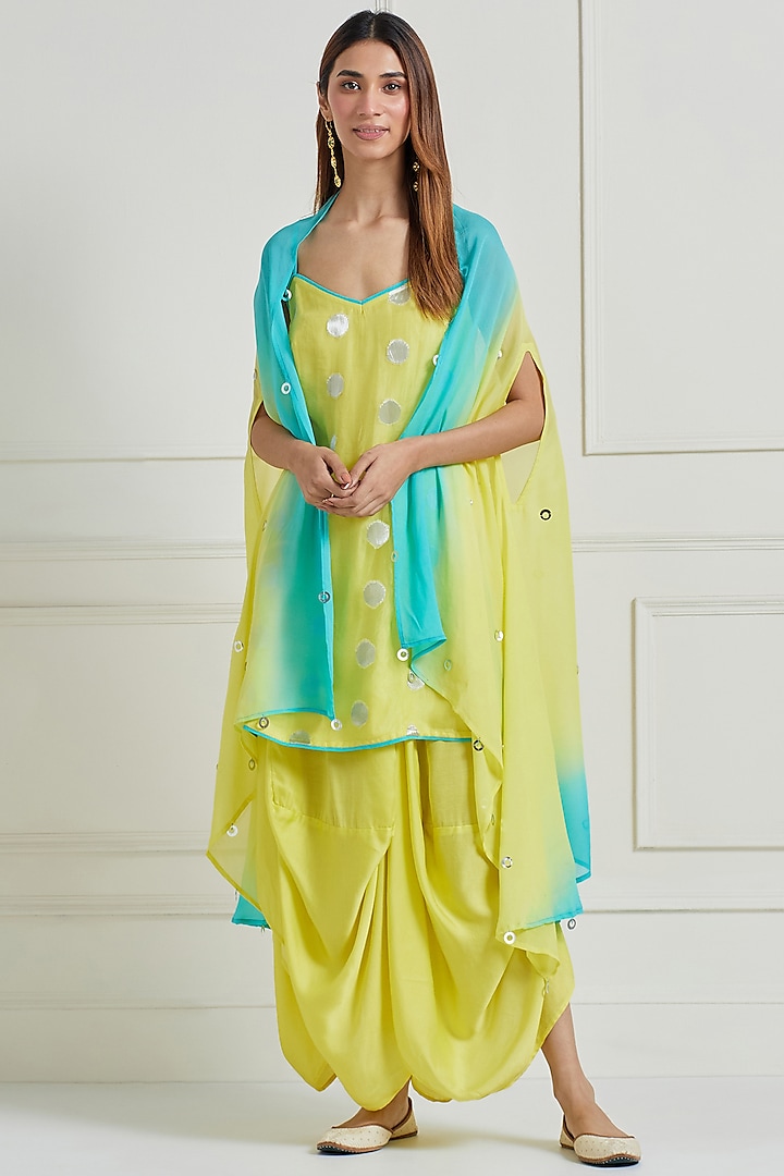 Lemon Yellow Silk Zari Cutwork Kurta Set With Jacket by Naina Arunima at Pernia's Pop Up Shop